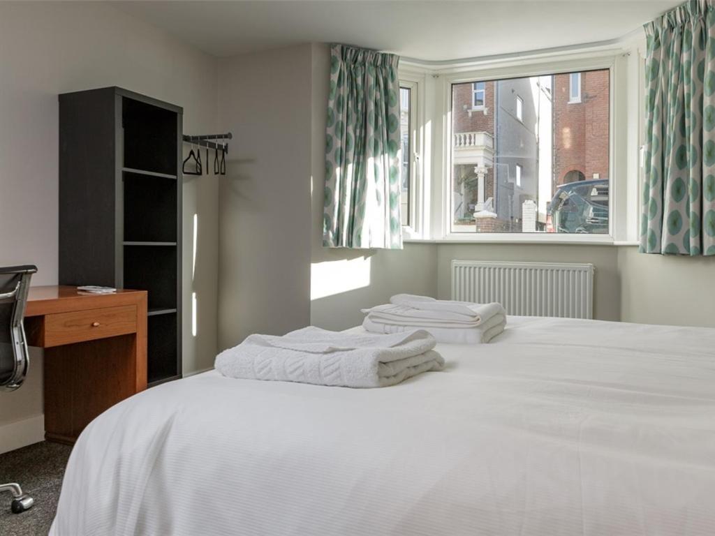 Blue Star House Hotel Portsmouth Bagian luar foto